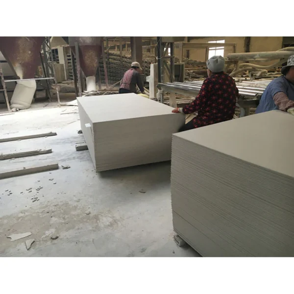 European Standard Colour Painted Plasterboard Factory - Image 2