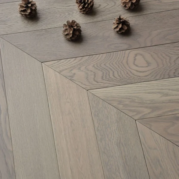Light grey color herringbone oak flooring parquet chevron wood flooring herringbone hardwood flooring - Image 3
