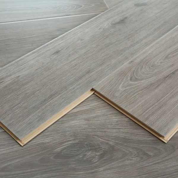 High quality piso laminado 10-12mm click lock Engineered laminate flooring - Image 5