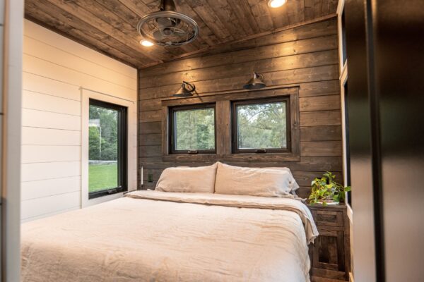 Big Sky Bunkhouse - Image 4