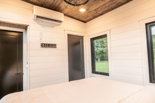 Big Sky Bunkhouse - Image 5