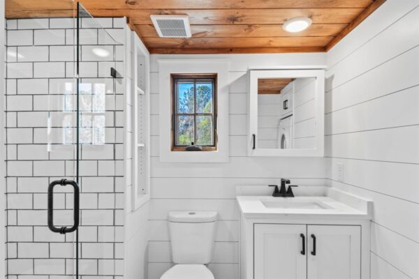 Bunkhouse 2 Bedroom - Image 7