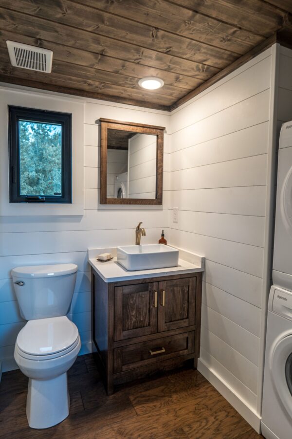 Big Sky Bunkhouse - Image 6